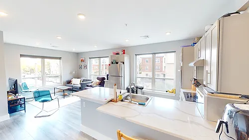 42 B St #201 Photo 1