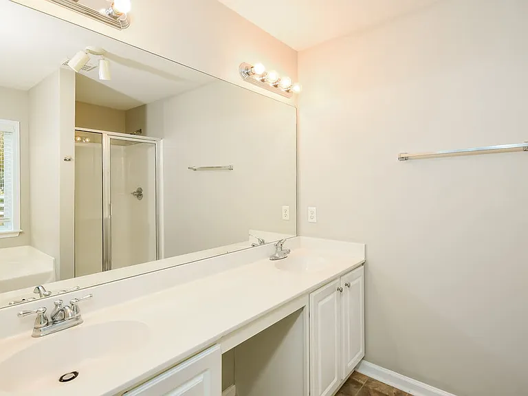 1 Horseshoe Ln — Photo 12