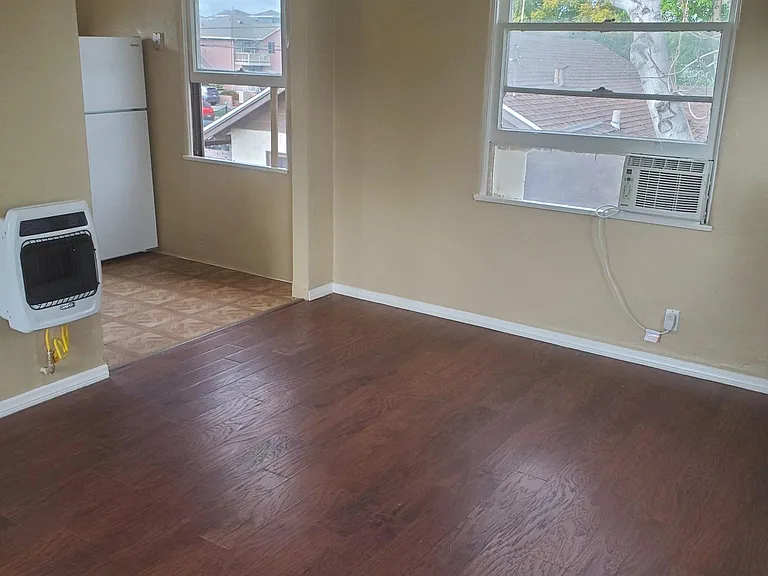 1218 D St #C — Photo 12