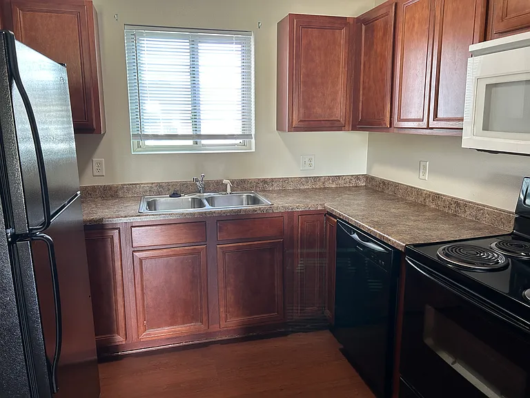 1780 N Jones Blvd #3 — Photo 8