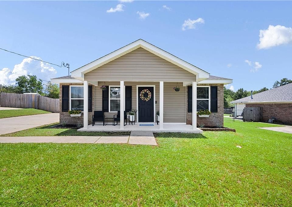 1st image of 4981 Myrick Ct