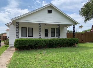 720 McIntyre Ave, Taft, TX 78390