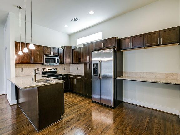 3rd image of 5711 Ross Ave APT A7
