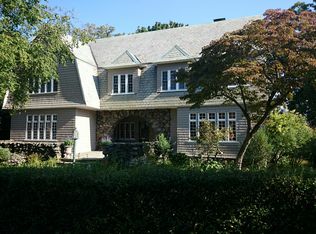 239 Wolcott Rd, Brookline, MA 02467