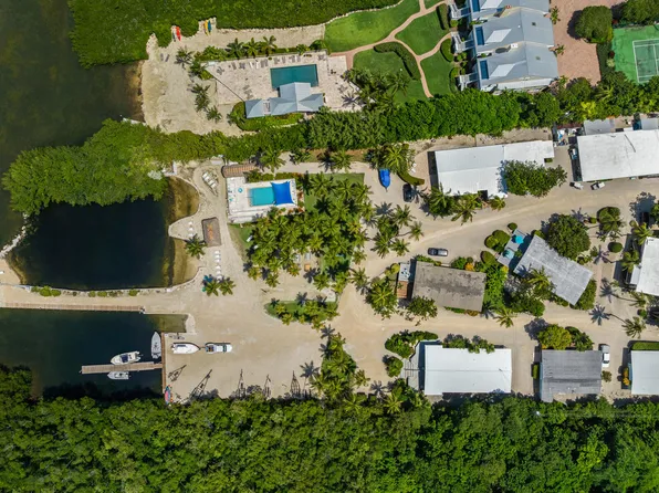 81200 Overseas Hwy #7-8-9, Islamorada, FL 33036