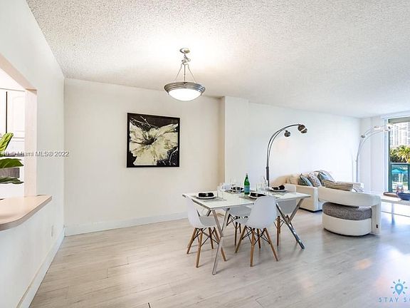 3rd image of 19370 Collins Ave APT 208