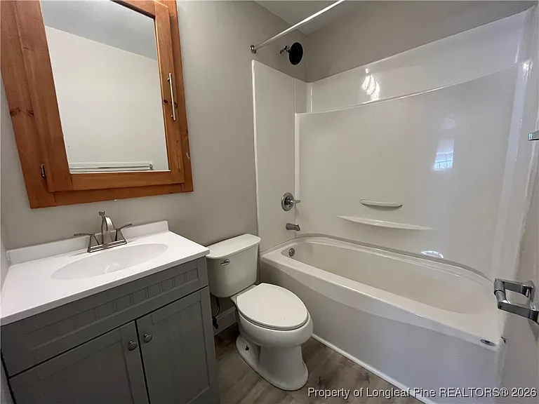 2110B Rogers Dr — Photo 14