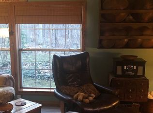 18795 Chain Lake St, Cassopolis, MI 49031
