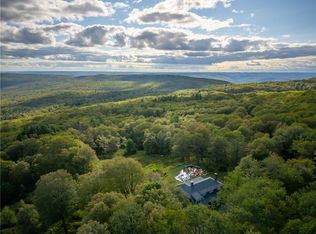 220 Vista Maria Rd, Pine Bush, NY 12566