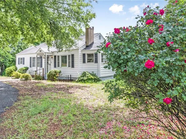 4466 Us Highway 158, Advance, NC 27006