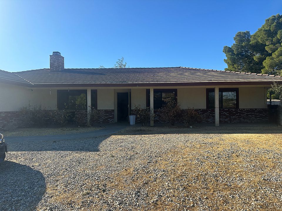 1st image of 16979 Cherry Hill Dr