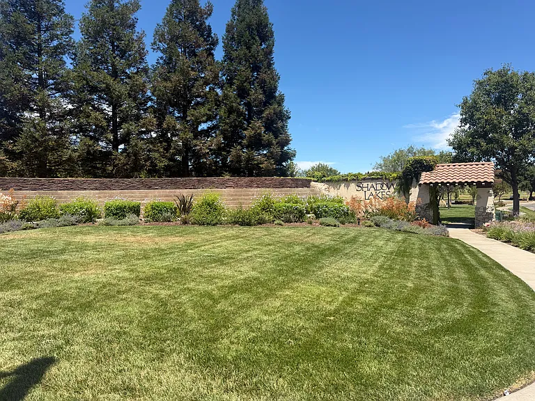 256 Putter Dr — Photo 17