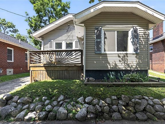2nd image of 286 Sobul Ave