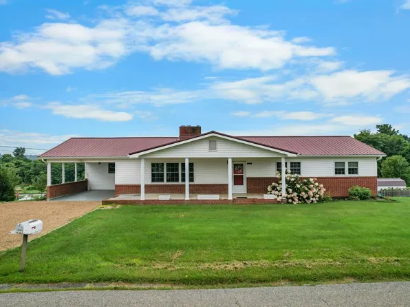 34296 Stagecoach Rd, Glade Spring, VA 24340