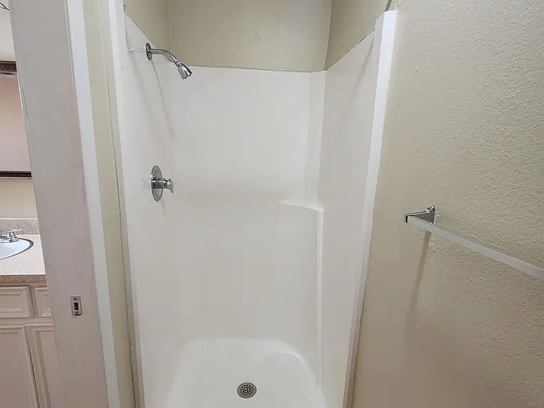 929 Ohio St — Photo 15