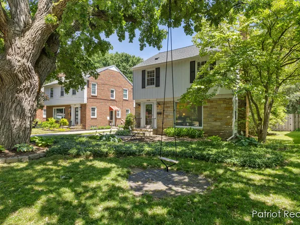 2228 Godwin Ave SE, Grand Rapids, MI 49507