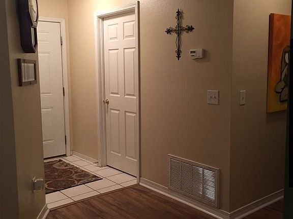 3rd image of 10604 Wilderness Ln