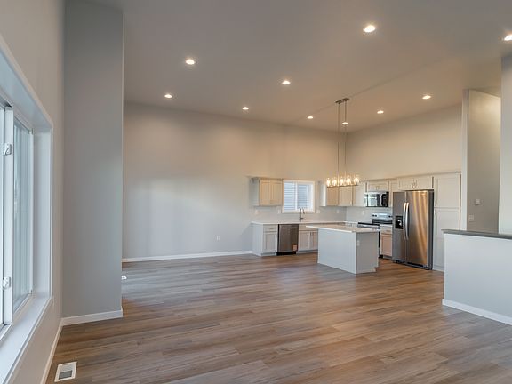 3rd image of 3626 33rd St S