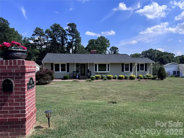 104 Highland St, Belmont, NC 28012