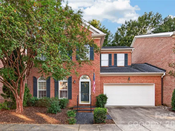 9169 Bonnie Briar Cres, Charlotte, NC 28277