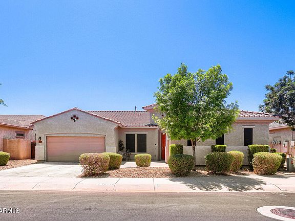 3rd image of 16129 W Glenrosa Avenue