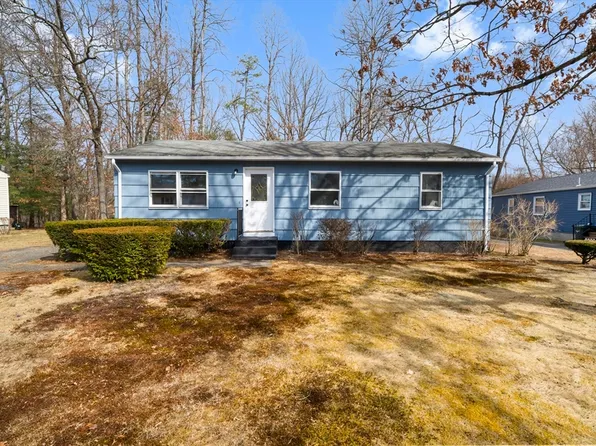 11 Hanson Dr, Springfield, MA 01128