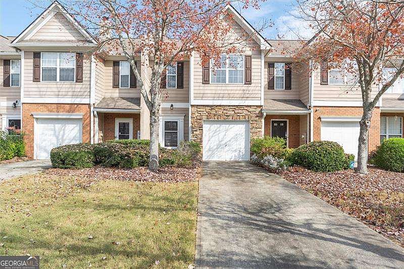 1st image of 182 Oak Green Dr