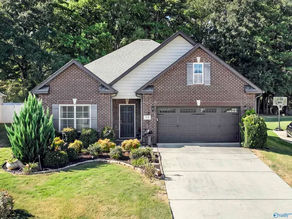 59 Churchill Ter, Decatur, AL 35603