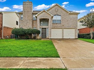 9068 Blue Ridge Trl, Fort Worth, TX 76118