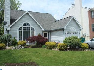 1997 Colonial Dr, Croydon, PA 19021