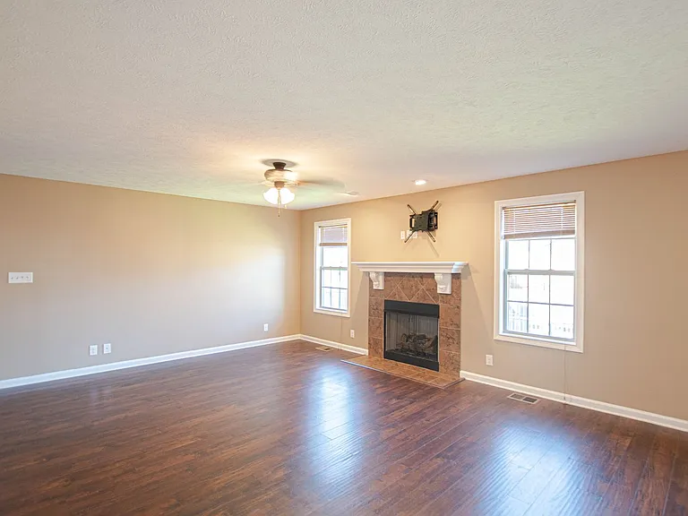 613 Fennec Way — Photo 2