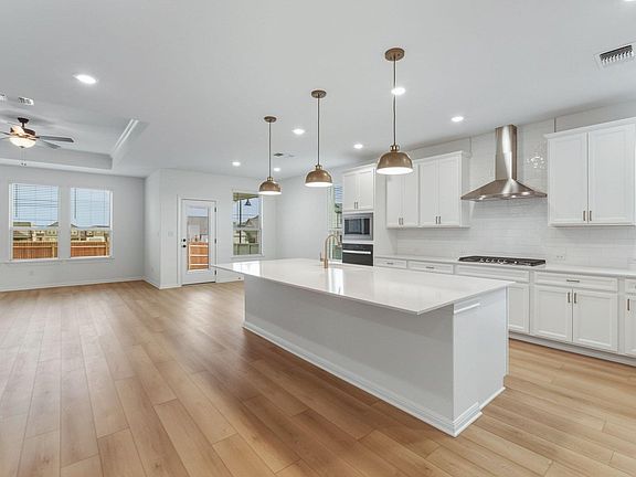 6th image of this home