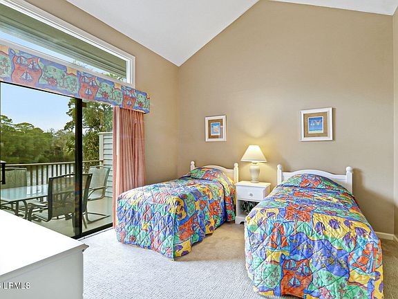 22nd image of 55 Barcelona Road #292b