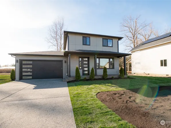 929 Crimson Court, Nooksack, WA 98276