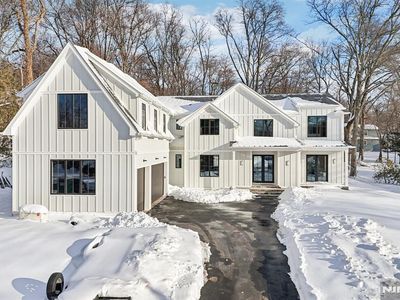 91 Macarthur Ave, Closter, NJ, 07624