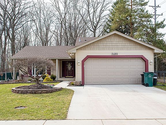 5th image of 3489 Fernleigh Dr