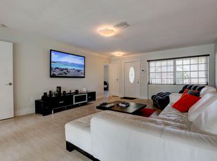 8480 NW 24th St, Sunrise, FL 33322