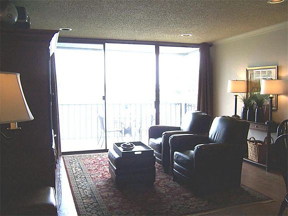 4th image of 12500 Melville Dr APT 202