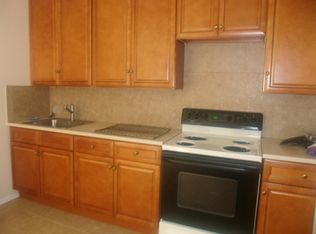 22209 43rd Ave, Flushing, NY 11361