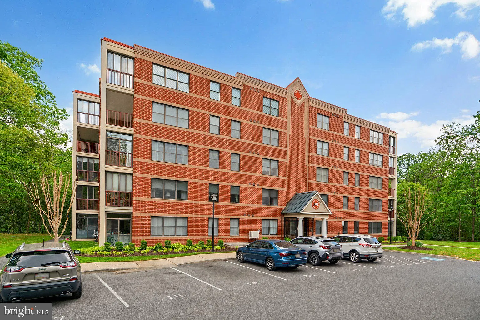 604 McKinsey Park Dr APT 302 photo 1