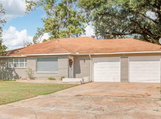 203 Moose Jaw Ln, Huffman, TX 77336