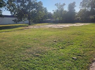 1409 N Pruett St, Baytown, TX 77520