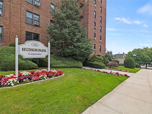 164 Church Street #3F, New Rochelle, NY 10805