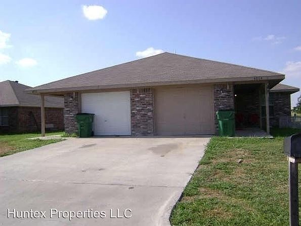 1st image of 4015 Peperport Dr