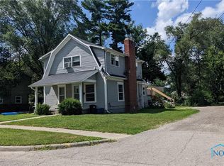 306 W Garfield Avenue, Swanton, OH 43558