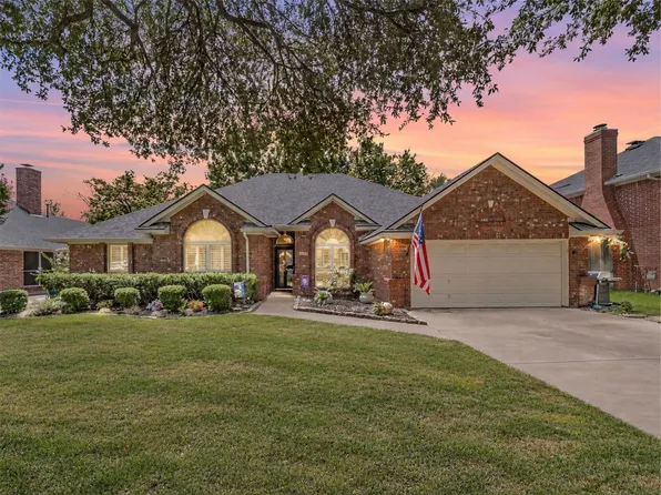 3317 Clearfield Dr, Grapevine, TX 76051