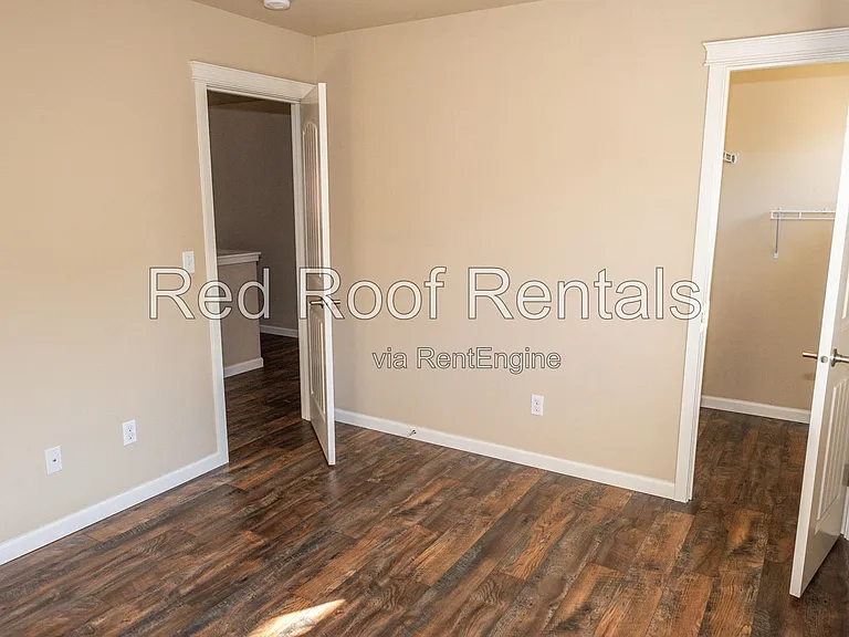 1441 Farina Loop SE — Photo 40