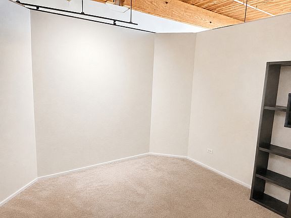 4th image of 1801 S Michigan Ave APT 603
