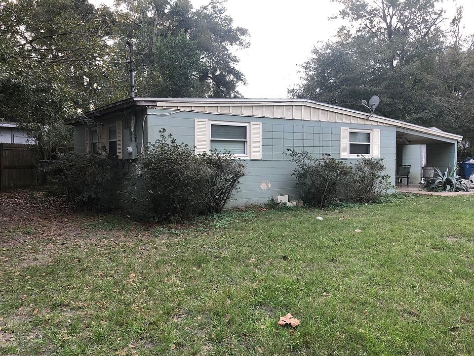 2nd image of 1304 N Gailwood Cir