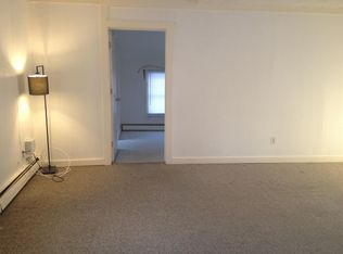 80 W Dorsey Ln APT 4, Hyde Park, NY 12538